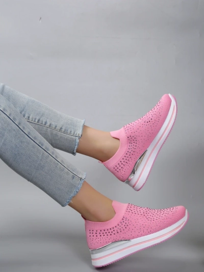 Royalfashion Női slip-on sportcipő strasszkövekkel Ceromie