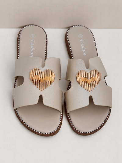 Royalfashion Női lapos talpú Heart Chic papucs