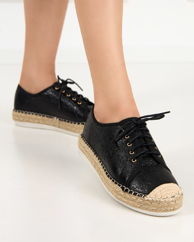 OUTLET Női fekete fűzős tornacipő Furmoni - Lábbeli