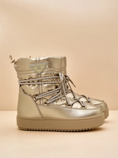 A Royalfashion női hógallér Copese