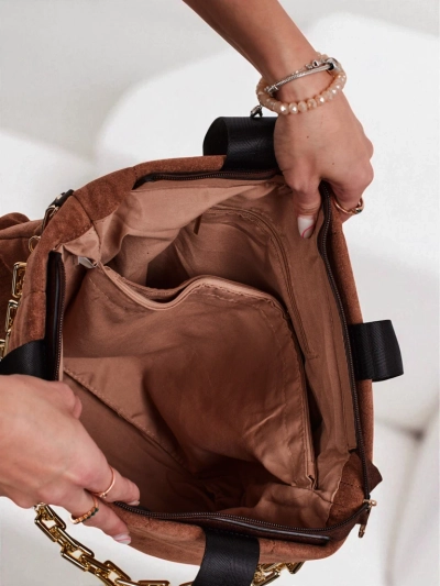 Aurelia Toscana Nagy barna A4-es velúr táska arany lánccal