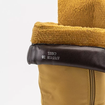 OUTLET Mustáros kötött női csizma a poszton Mastio - Lábbeli