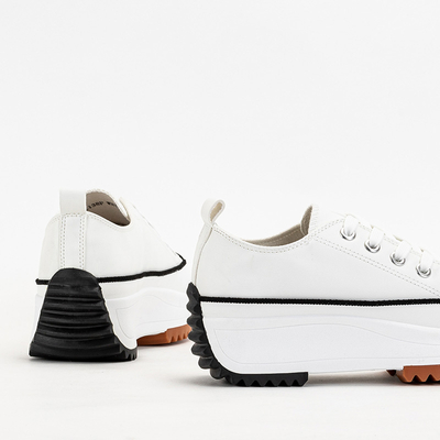 OUTLET Női fehér tornacipő a Treminso platformon - Lábbeli