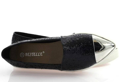 OUTLET Fekete csúszós cipők - Cipők