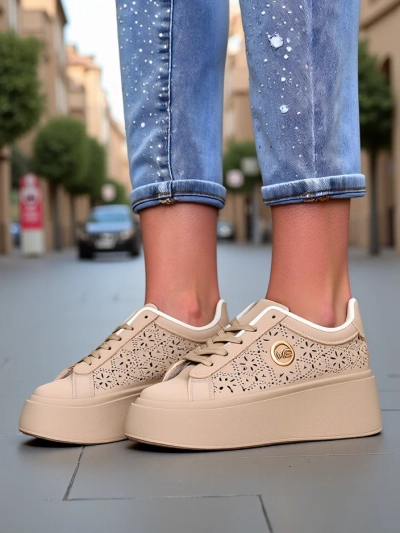 Női platform sneaker Callista Royalfashion ekrü eco bőr