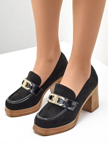 Royalfashion Női mokaszinok magas sarkú blokkon Qeroy