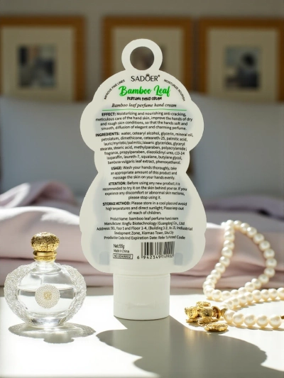 Sadoer Bamboo Leaf kézkrém 50 ml Panda csomagolásban – Aurelia Edition