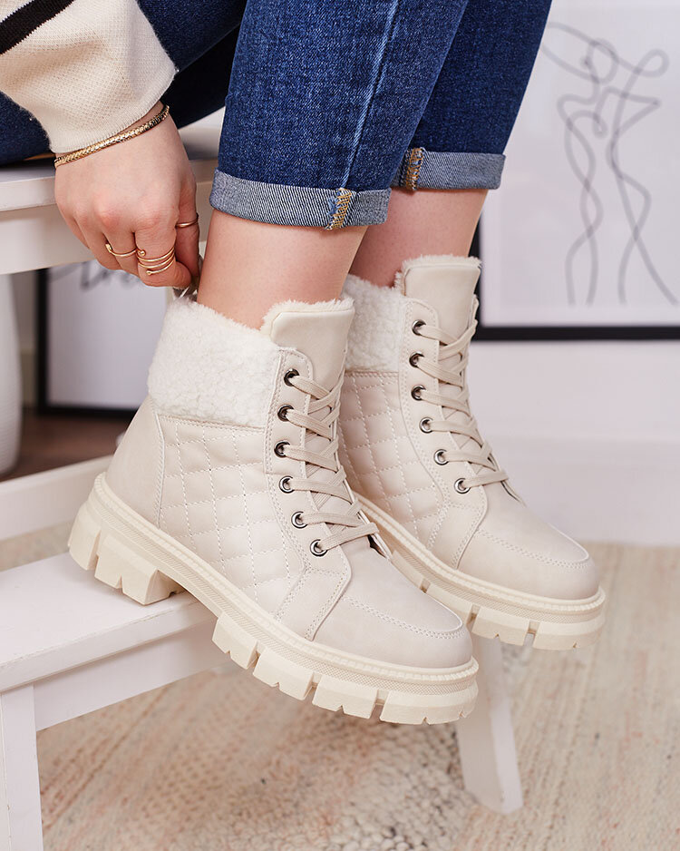 Royalfashion Bézs női szigetelt trapper csizma Hogenaf