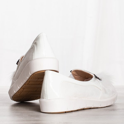 Białe slip on z ozdobną sową Howlet - Obuwie