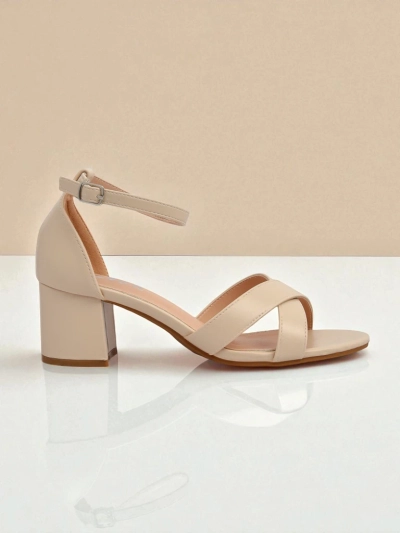 Royalfashion női szandál alacsony, vastag sarokkal Eleganza Strap