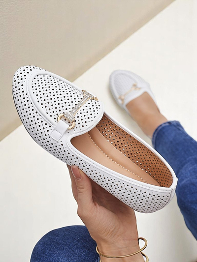 Royalfashion Lyukacsos női loaferek Rafalle