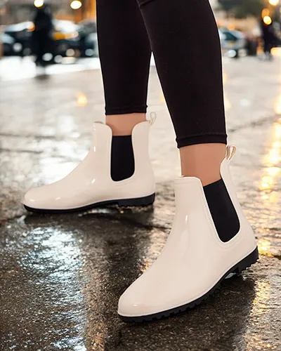 Royalfashion Lakkozott női Serisma lábszárvédő