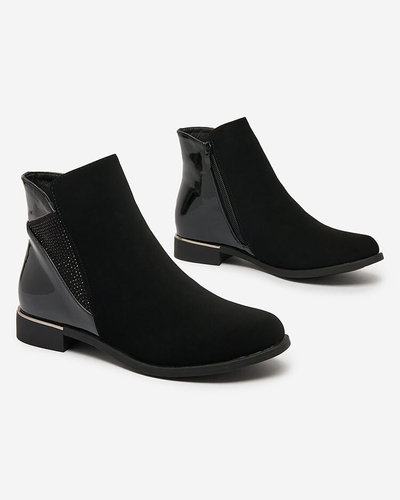 Royalfashion Fekete női csizma cirkóniával Overlissa