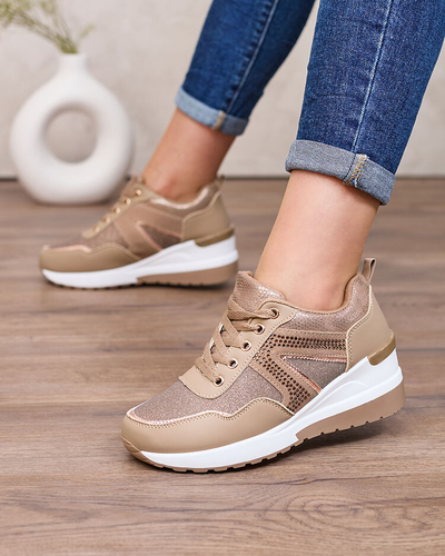 Royalfashion Női sportos tornacipő platformon Lacyrllia