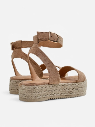 Royalfashion Női platform szandál Finna