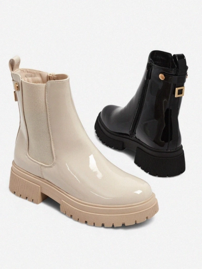 Lakkozott női eco bőr Calebi bokacsizma