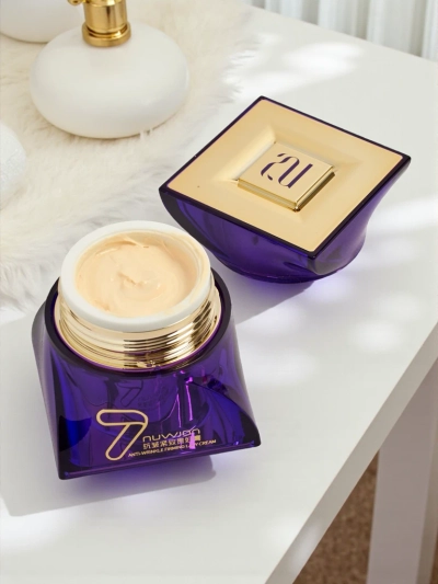 Nuwjon Przeciwzmarszczkowy Ujędrniający Krem dla Kobiet