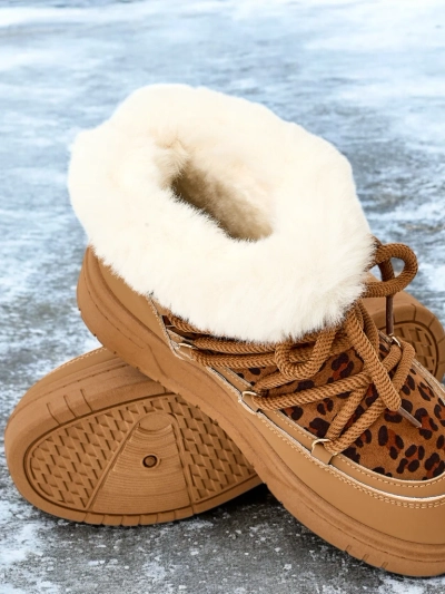 Royalfashion Női csipkés hótaposó Moniuc