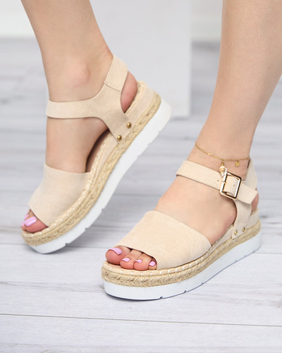 OUTLET Bézs színű női szandál éken Setovia - Lábbeli