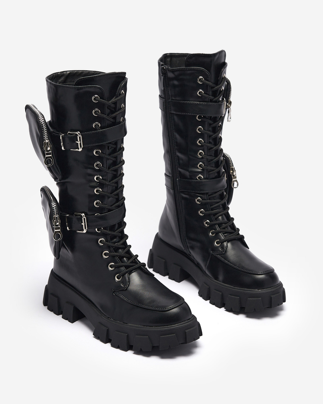 Fekete munkáscsizma dísztasakokkal a felsőrészen Sello- Lábbeli