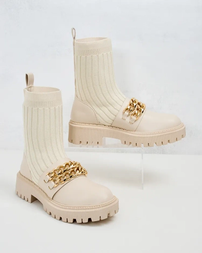 Royalfashion Elegáns női csizma díszítéssel Olluf