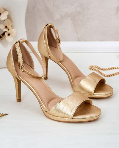 Royalfashion női Oyalla tűsarkú szandál