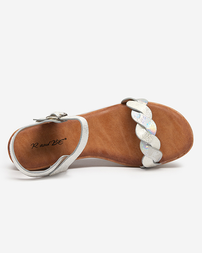 Ezüst női szandál holografikus betétekkel Neluna - Cipők