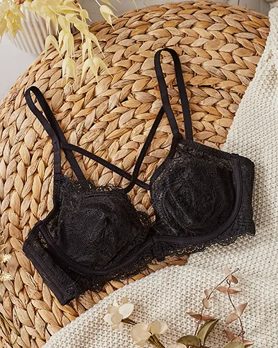 Royalfashion Női melltartó dekoratív pántokkal