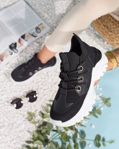 Női sportcipő fekete színben Hasola- Footwear