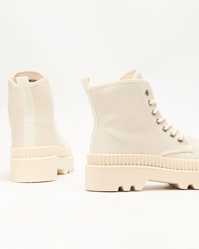 Krémszínű, lapos sarkú női csizma Roulle - Cipők