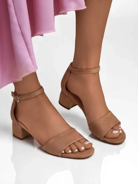 Royalfashion Női alacsony sarkú SoftHeels szandál