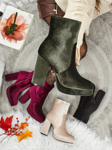 Női vastag sarkú bokacsizma, velúr hatású, Miss