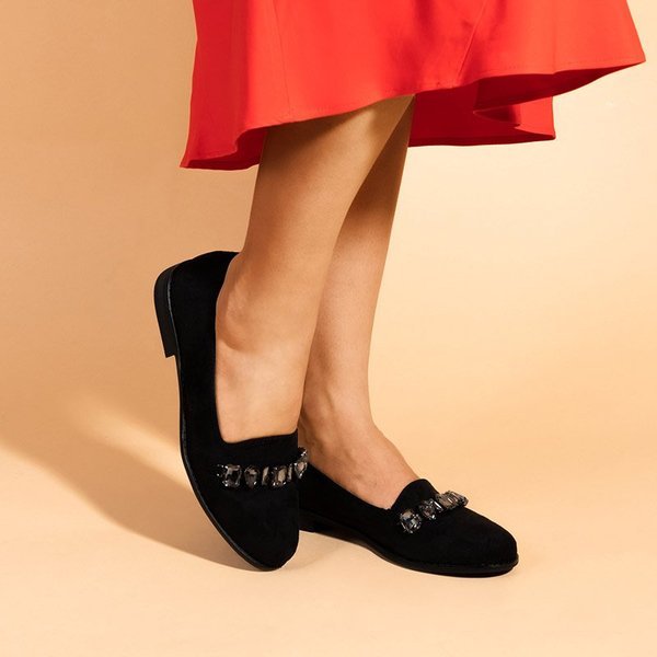 OUTLET Fekete női naplopók Unisea díszítéssel - Lábbeli