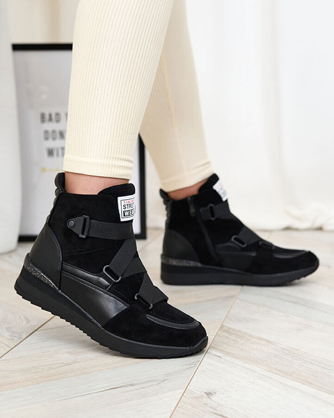 Royalfashion Fekete női sportcsizma Sattari