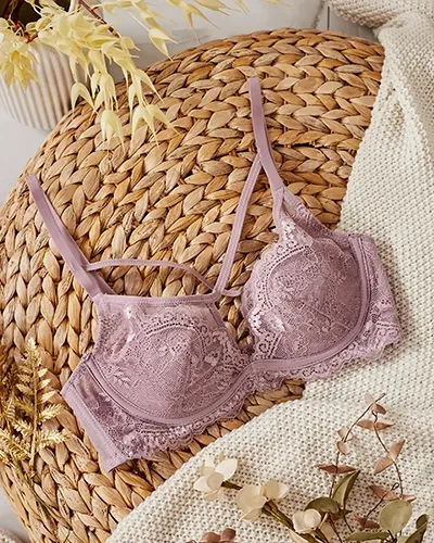 Royalfashion Női melltartó dekoratív pántokkal