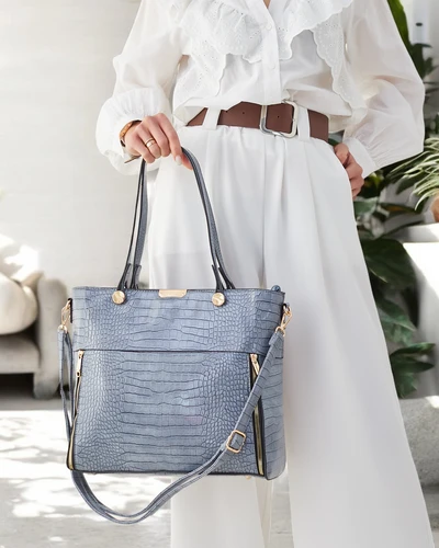 Royalfashion Patent női kézitáska dombornyomással