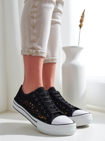 Royalfashion Női perforált sneakers Nizzet