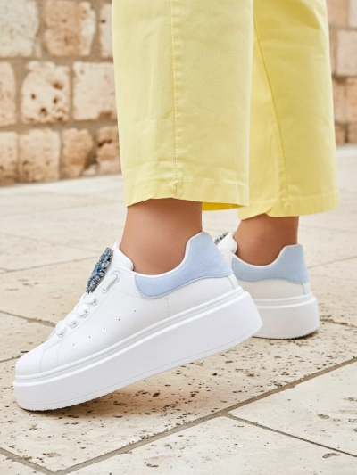 Aurelia Bianco – Fehér női platform tornacipő glamour díszítéssel