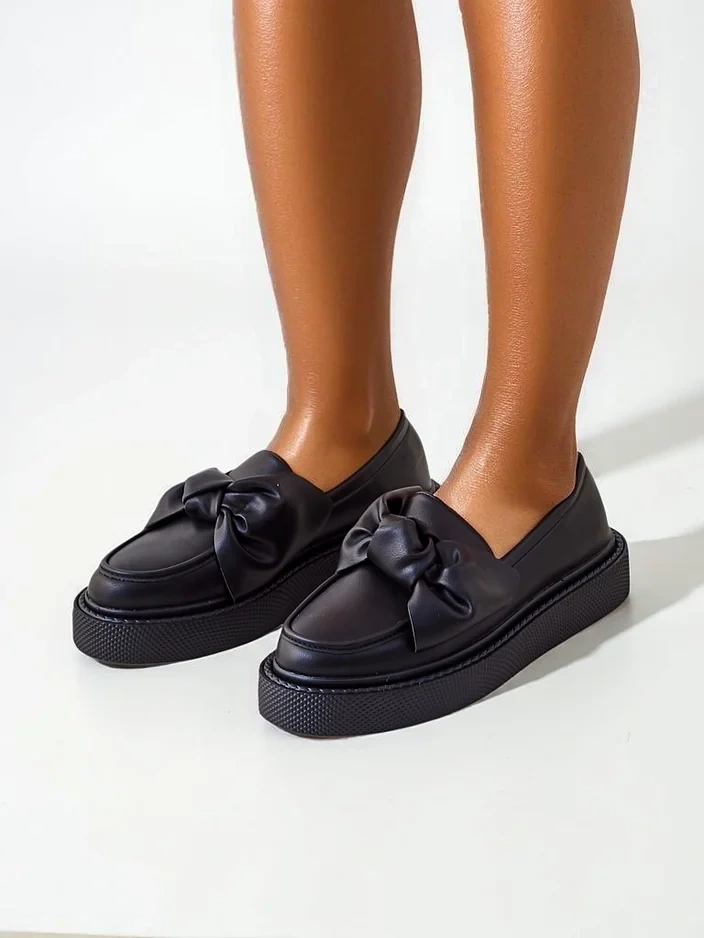 Royalfashion Elegáns női mokaszin masnival Ortto