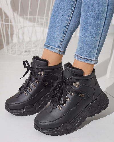 Fekete öko-bőr hócsizma a Rueq- Footwear-től