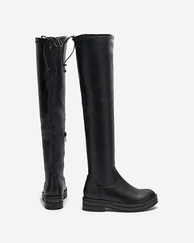 Női lapos talpú, térdig érő, fekete színű női csizma Sereii- Footwear