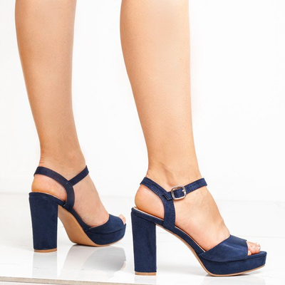 Granatowe sandały na słupku Nika - Obuwie