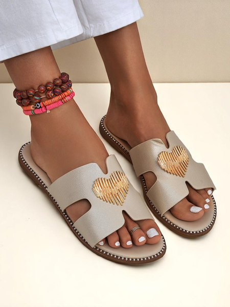 Royalfashion Női lapos talpú Heart Chic papucs