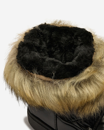 Royalfashion Fekete slip-on csizma a'la hócsizma nőknek Gomllo