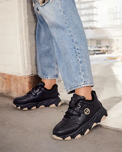 Royalfashion Női szigetelt tornacipő Aronni