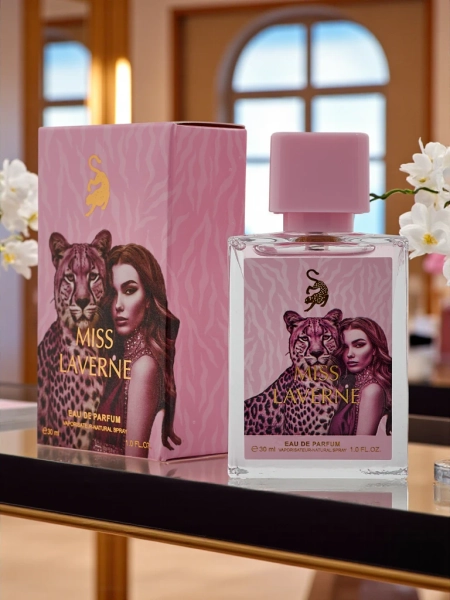 Inspirált női Eau de Parfum Miss Laverne