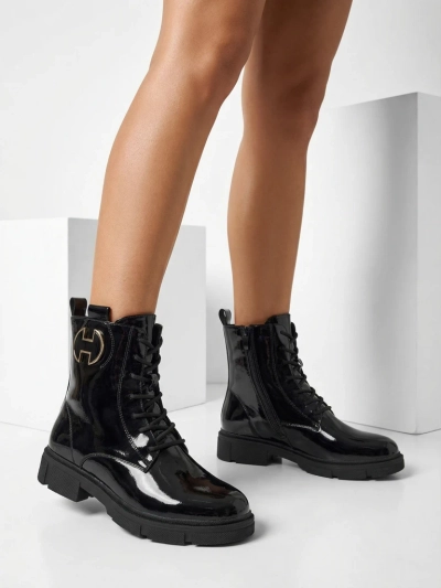 Kalen lakkozott fűzős női bokacsizma