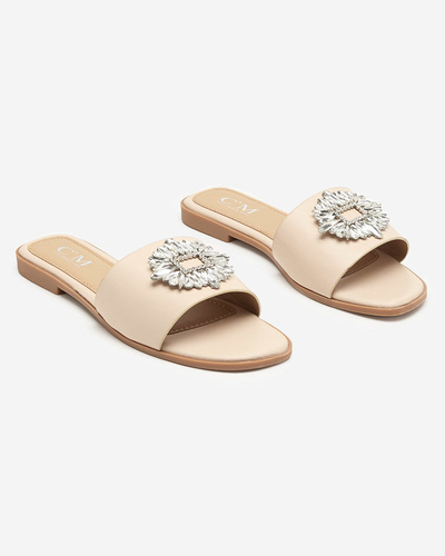 OUTLET Női bézs papucs ezüst díszítéssel. Hipi - Lábbeli