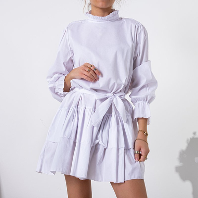 Női fehér ruha sallangokkal - Ruházat