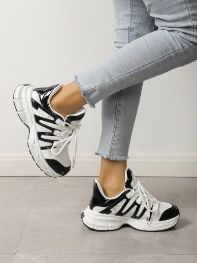 Royalfashion Női sportos sneakers vastag talpon Loness